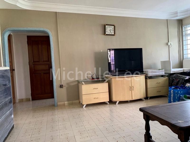 Master Room (HDB) for Rent in 429 Ang Mo Kio Avenue 3 - Image 1