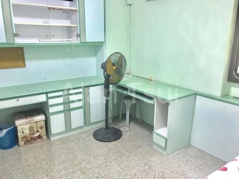 Common Room (HDB) for Rent in  545 Serangoon North Avenue 3 - Image 4