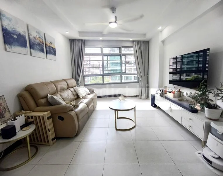 Premium HDB for Sale in 270A Sengkang Central - Image 1