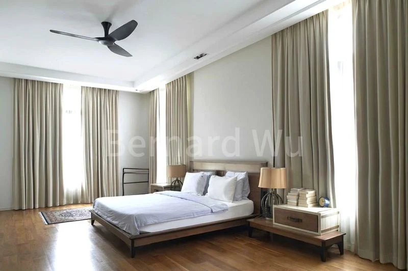 4 Bed Bungalow (Landed) for Rent in  10 Shelford - Image 2