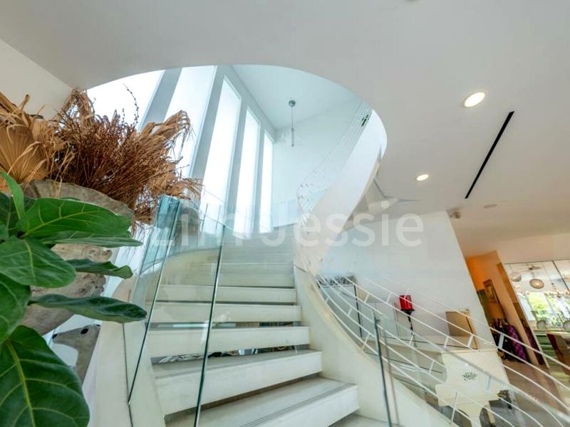 6 Bed Bungalow (Landed) for Sale in  Woo Mon Chew Road - Image 9