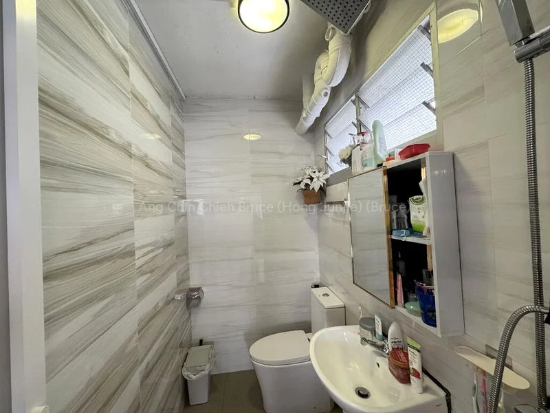 5 Room (5I) HDB for Sale in  567 Pasir Ris Street 51 - Image 8