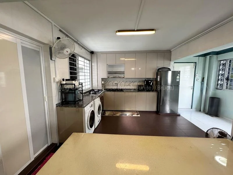 5 Room (5I) HDB for Sale in  567 Pasir Ris Street 51 - Image 4