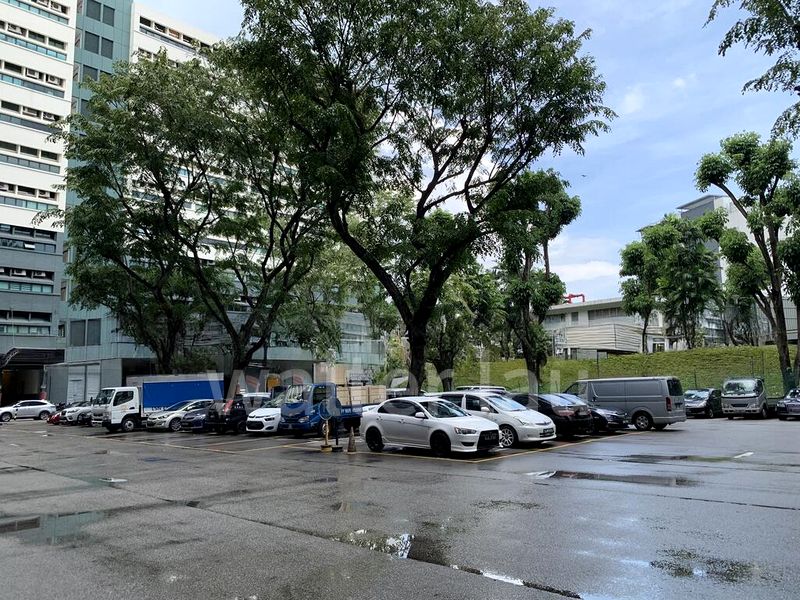 Light Industrial (B1) for Rent: Ruby Industrial Complex - Image 4