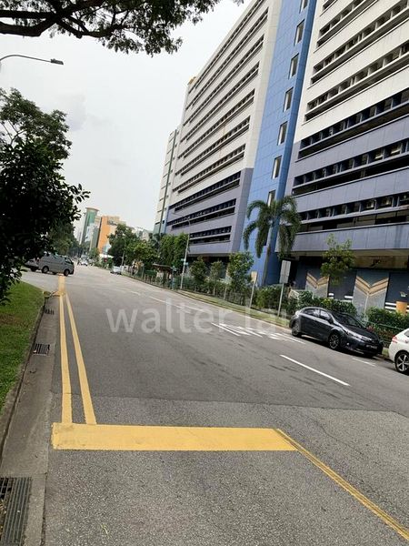 Light Industrial (B1) for Rent: Ruby Industrial Complex - Image 2