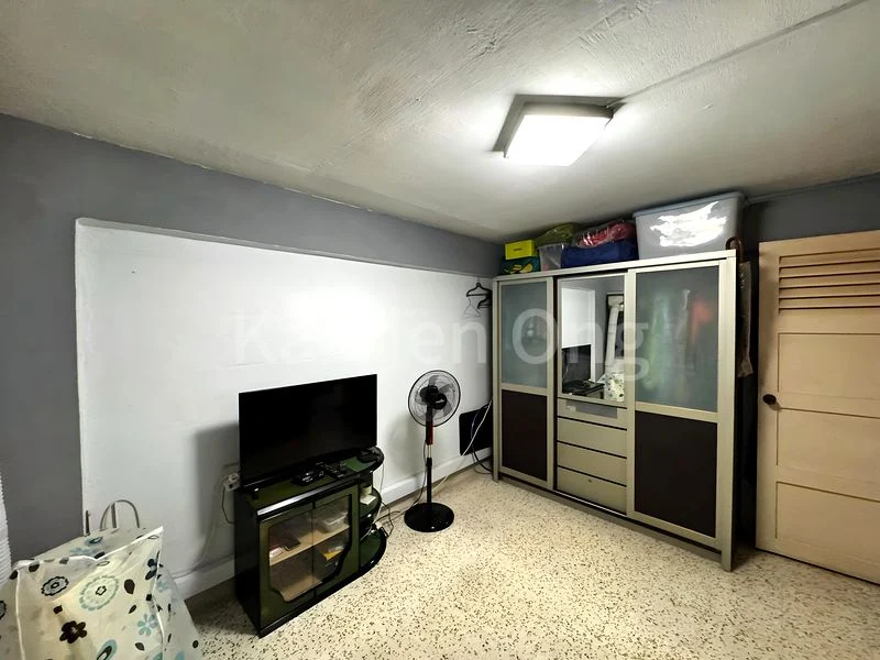 3 Room HDB for Sale in 21 Ghim Moh Road - Image 6