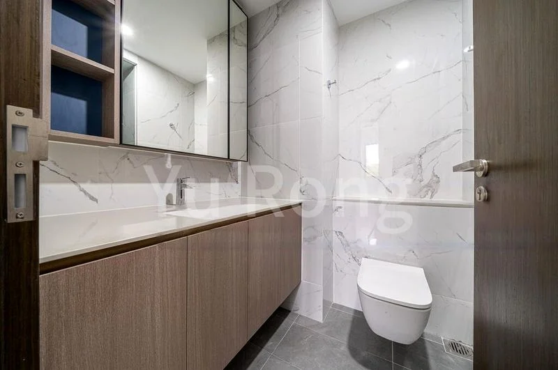 2 Bed Condo for Sale in The Watergardens At Canberra - Image 3