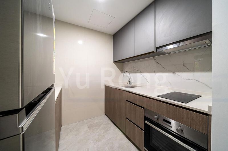 2 Bed Condo for Sale in The Watergardens At Canberra - Image 4