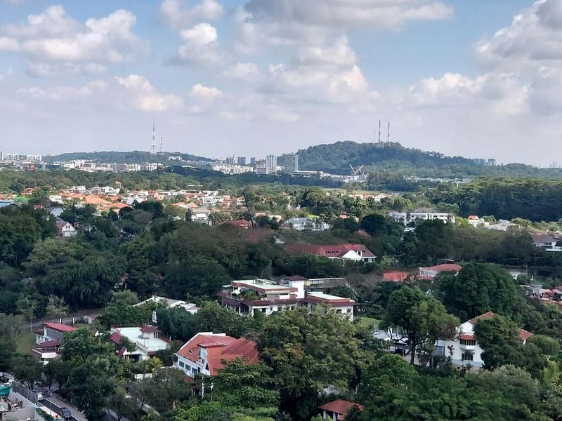 4 Bed Bungalow (Landed) for Sale in  Belmont Road - Image 2