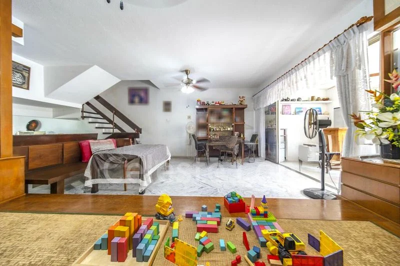 5 Bed Terraced House (Landed) for Sale in  West Coast Ferry Road - Image 3
