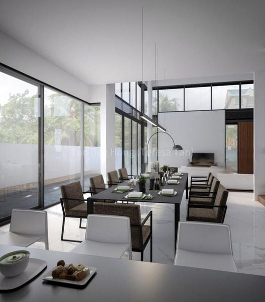 7 Bed Bungalow (Landed) for Sale in  Tembeling Villas - Image 8