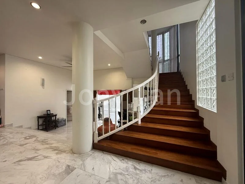 6 Bed Semi-Detached House (Landed) for Sale in Springleaf Garden Estate - Image 1