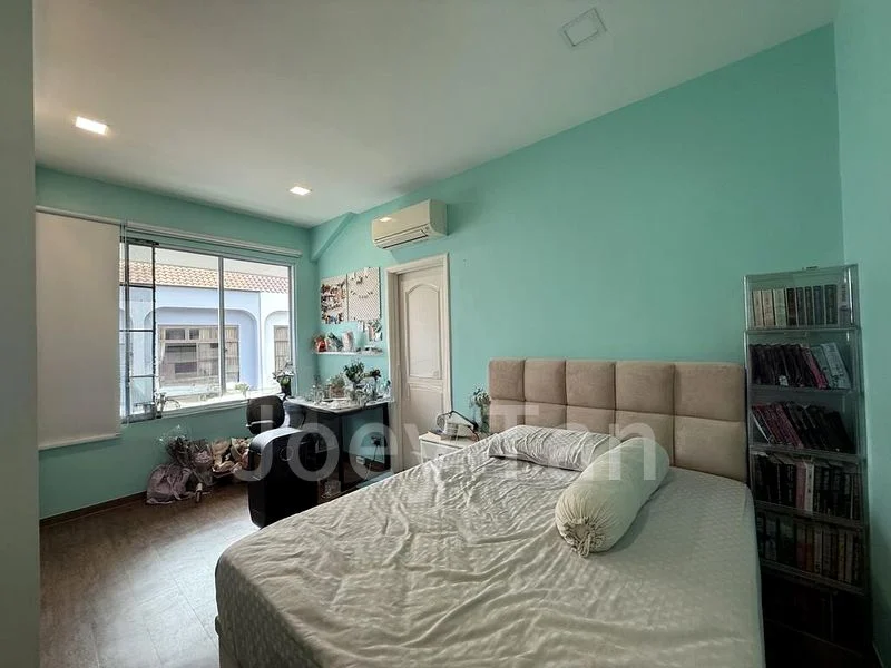 6 Bed Semi-Detached House (Landed) for Sale in Springleaf Garden Estate - Image 6