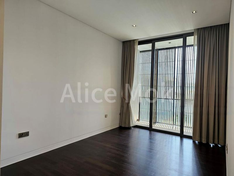 3 Bed Condo for Rent in  Lloyd Sixtyfive - Image 5