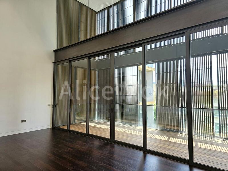 3 Bed Condo for Rent in  Lloyd Sixtyfive - Image 3