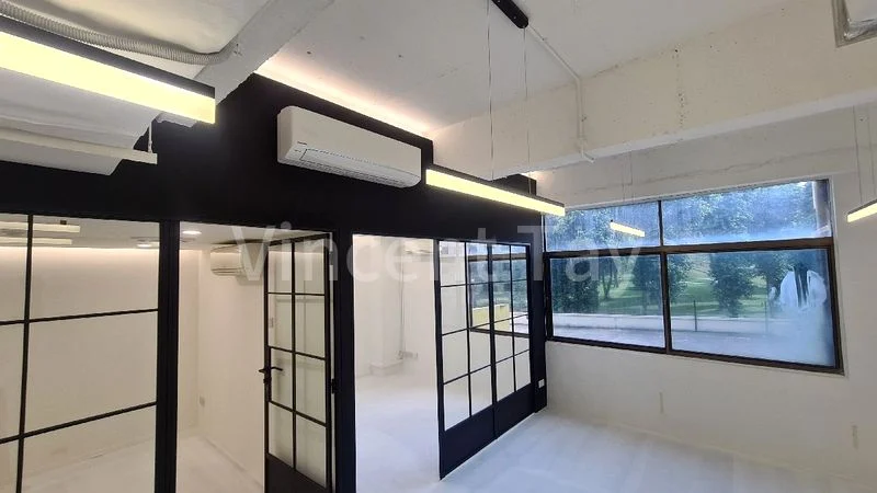 Office for Rent: Manhattan House - Image 4