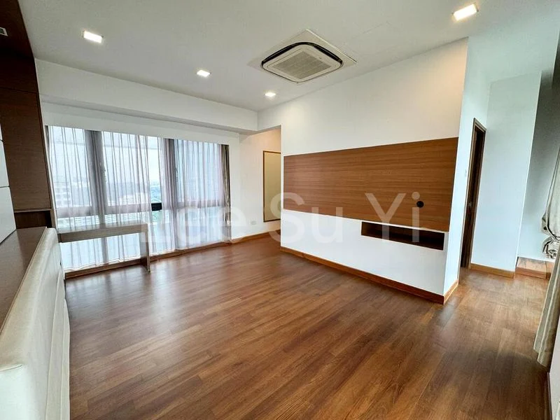 5 Bed Condo for Sale in  Harbour View Towers - Image 12