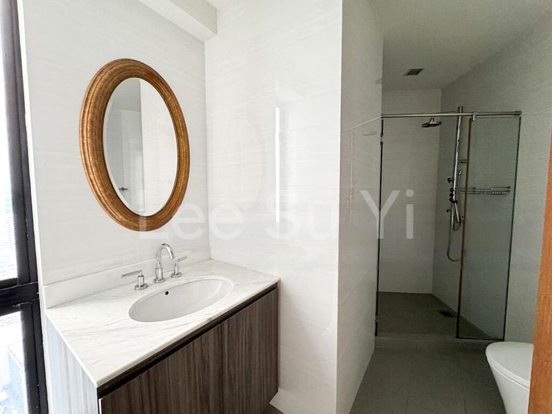 5 Bed Condo for Sale in  Harbour View Towers - Image 6