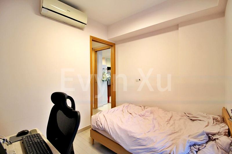 1 Bed Condo for Sale in  Hedges Park Condominium - Image 12