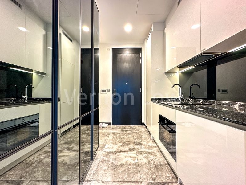 1 Bed Condo for Sale in  Midtown Bay - Image 10