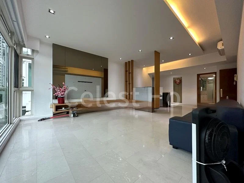 4 Bed Condo for Rent in  Costa Del Sol - Image 2