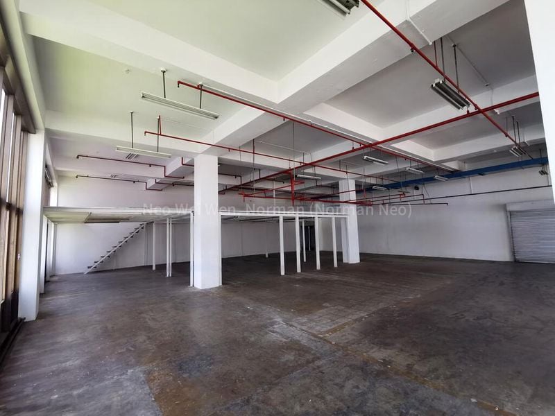 Light Industrial (B1) for Rent: Sindo Industrial Building - Image 5