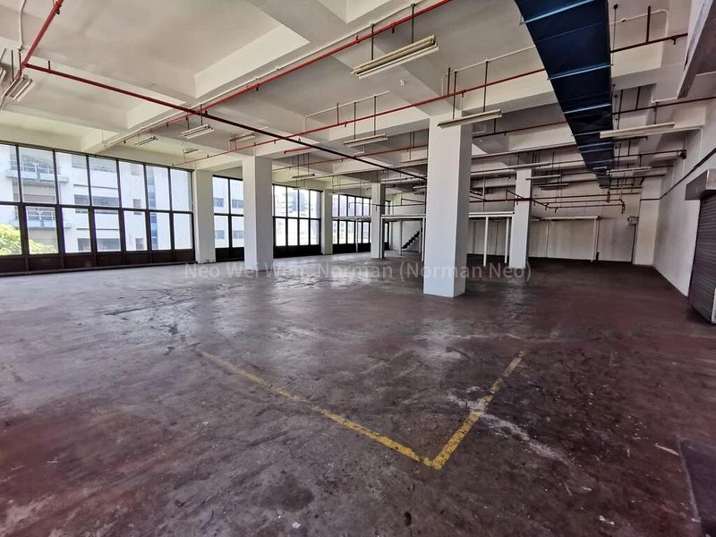 Light Industrial (B1) for Rent: Sindo Industrial Building - Image 10