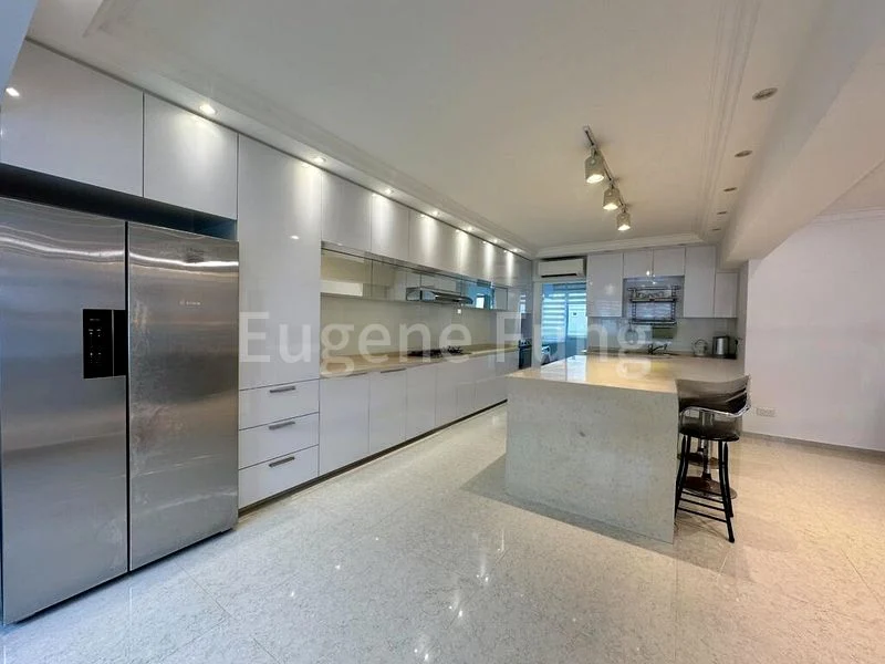 Executive HDB for Rent in  246 Pasir Ris Street 21 - Image 1