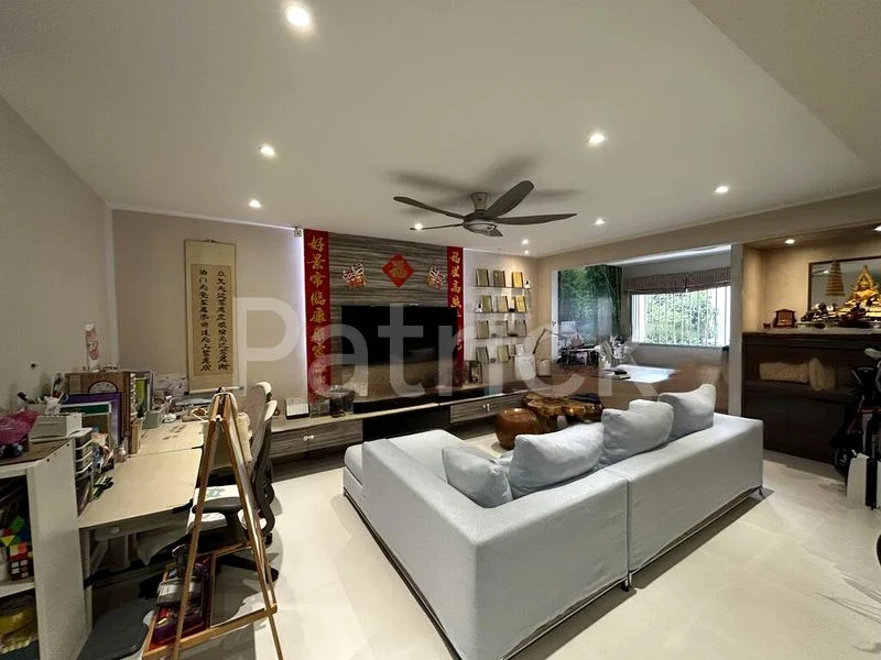 Executive HDB for Sale in  797 Woodlands Drive 72 - Image 1