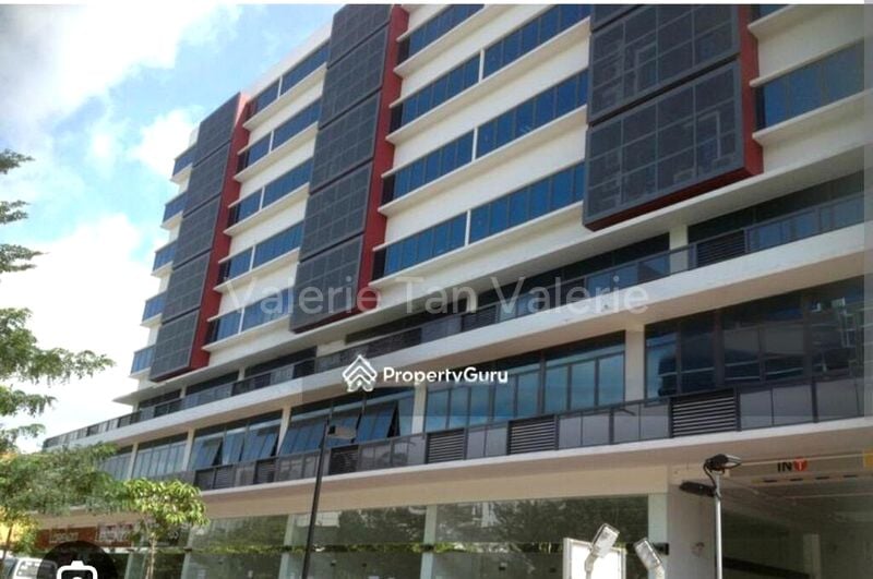 Light Industrial (B1) for Rent: Zervex, 1,500 Sq Ft Workshop/Shop on Wimborne Avenue - Image 1