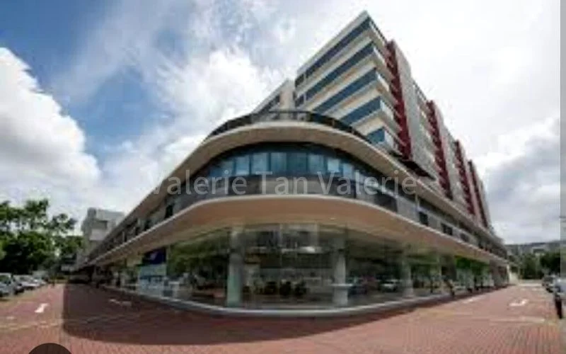 Light Industrial (B1) for Rent: Zervex, 1,500 Sq Ft Workshop/Shop on Wimborne Avenue - Image 2