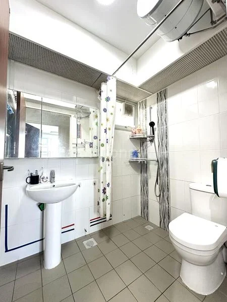 4 Room (4A) HDB for Sale in 93B Telok Blangah Street 31 - Image 1