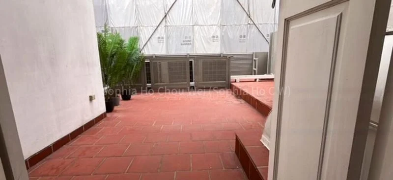 Food & Beverage for Rent: Shophouse, Tg Pagar – Cosy Cafe, Bistro Bar; Interesting Indoor + Outdoor, Tras Street. - Image 1