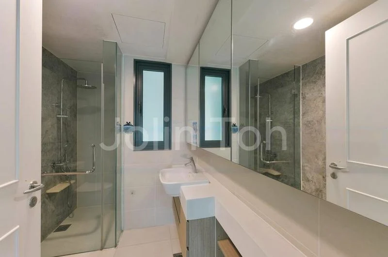 4 Bed Condo for Rent in The Lakefront Residences - Image 8