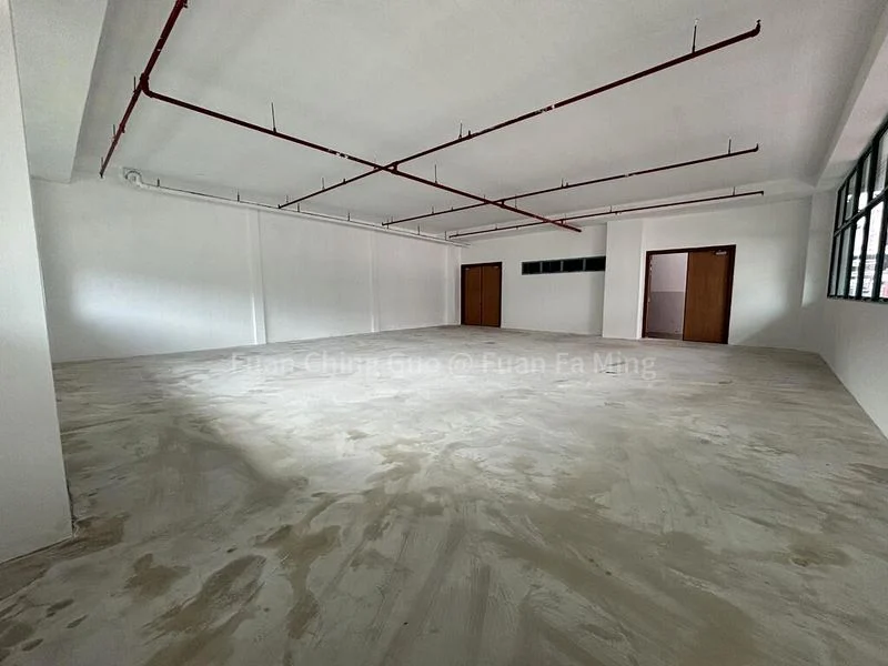 Light Industrial (B1) for Rent: B1 Ground Floor, Fully Fitted with Lighting & Aircon @ Ang Mo Kio - Image 3