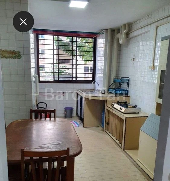 3 Room (3NG) HDB for Rent in  652 Hougang Avenue 8 - Image 1