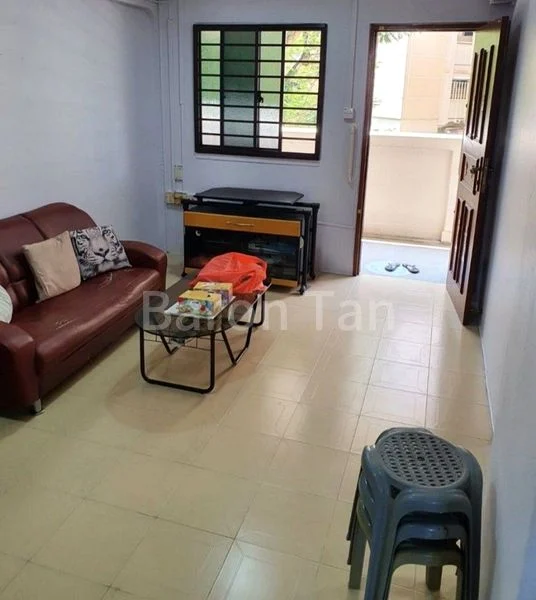 3 Room (3NG) HDB for Rent in  652 Hougang Avenue 8 - Image 4