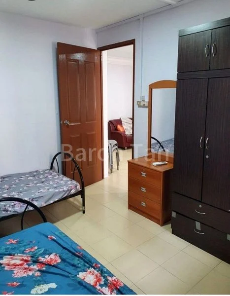 3 Room (3NG) HDB for Rent in  652 Hougang Avenue 8 - Image 2