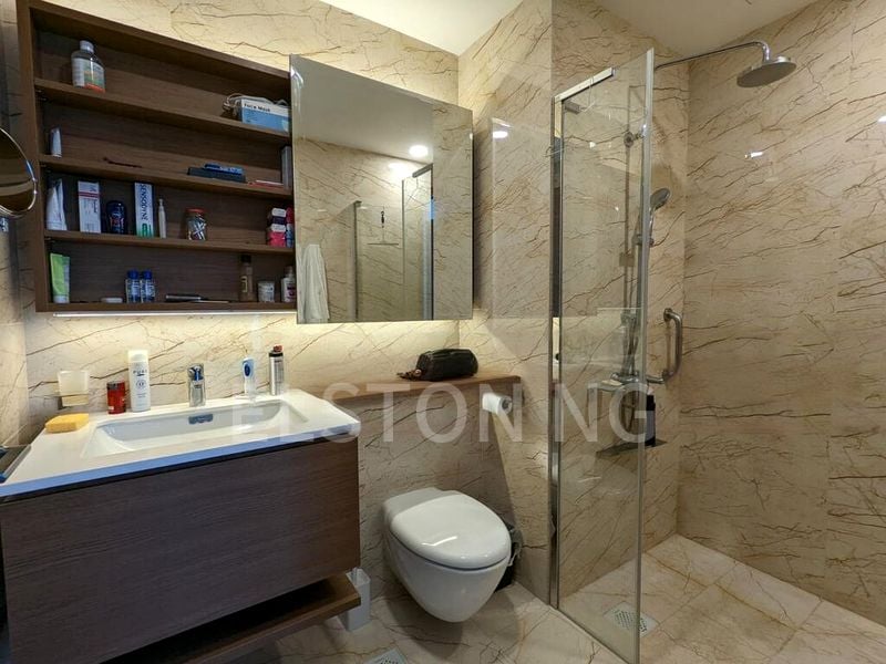 1 Bed Condo for Rent in  Queens Peak - Image 4