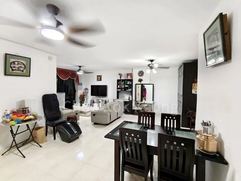 Executive HDB for Rent in  357B Admiralty Drive - Image 7