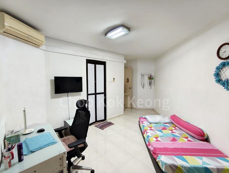 Executive HDB for Rent in  357B Admiralty Drive - Image 6