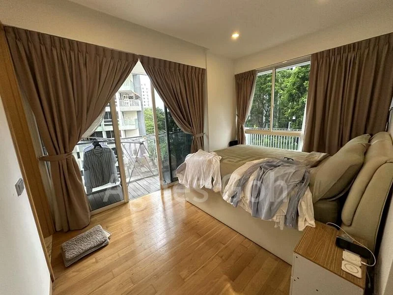 2 Bed Condo for Sale in The Peak @ Cairnhill II - Image 8