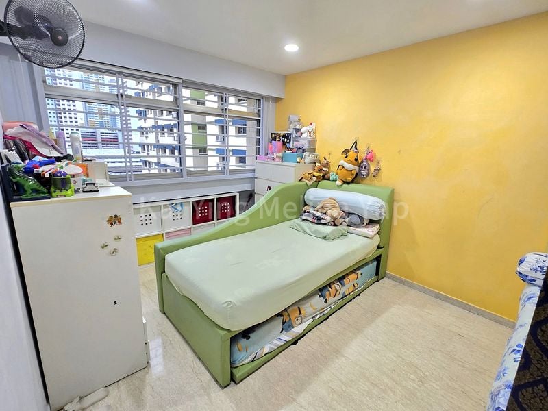 5 Room (5A) HDB for Sale in 135 Jalan Bukit Merah - Image 8