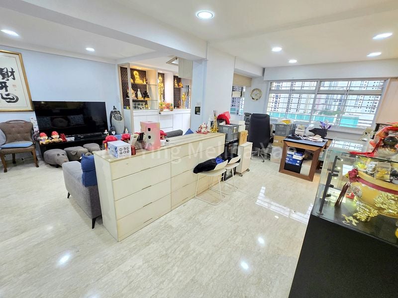 5 Room (5A) HDB for Sale in 135 Jalan Bukit Merah - Image 4