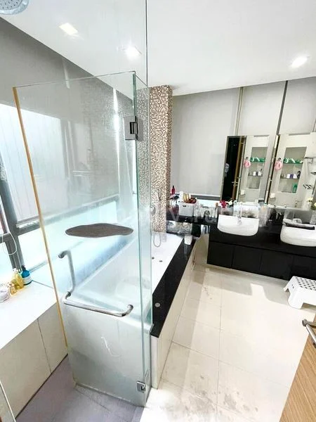 6 Bed Bungalow (Landed) for Sale in  Aston Residence - Image 8