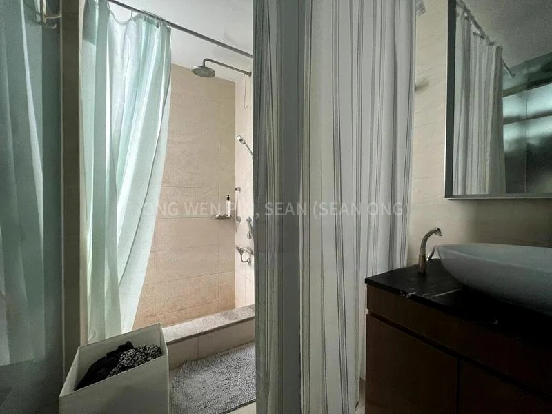 Room (Condo) for Rent in  The Lakeshore - Image 3