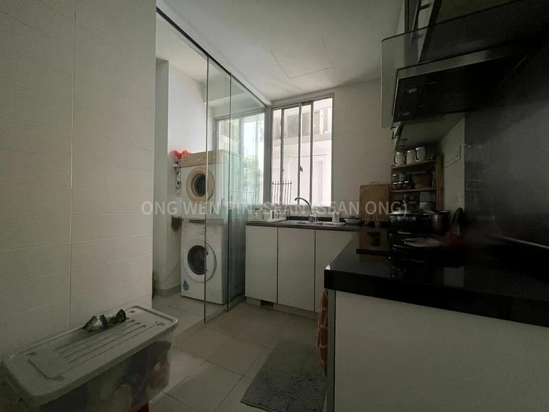 Room (Condo) for Rent in  The Lakeshore - Image 2