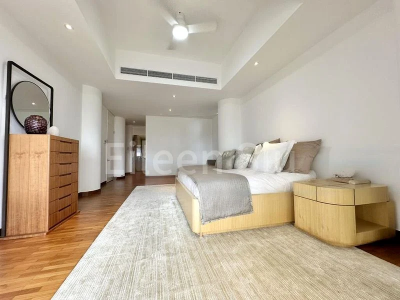 3 Bed Condo for Rent in  The Colonnade - Image 3