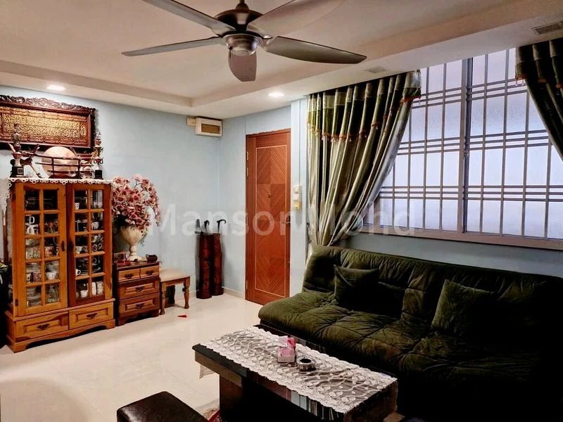 4 Room (4S) HDB for Sale in  527 Hougang Avenue 6 - Image 3
