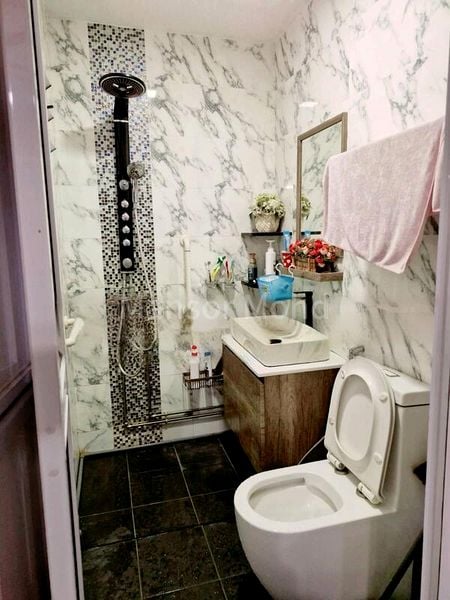 4 Room (4S) HDB for Sale in  527 Hougang Avenue 6 - Image 4